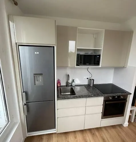 Moderne Et Chic Apartment *